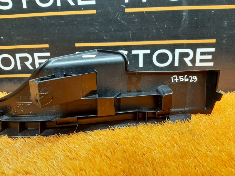 Накладка на порог салона, 270 рублей, Красноярск