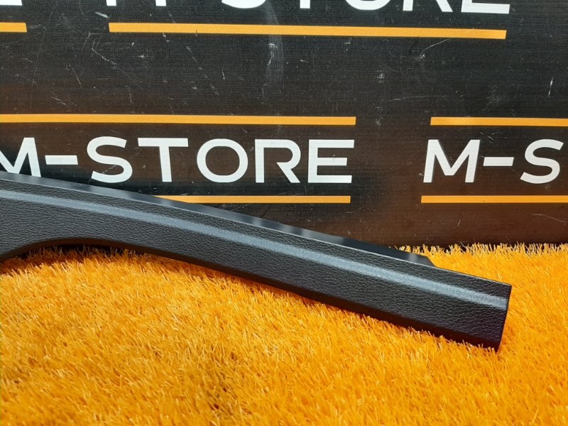 Накладка на порог салона, 270 рублей, Красноярск