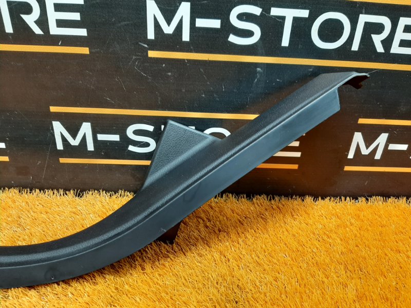 Накладка на порог салона, 270 рублей, Красноярск