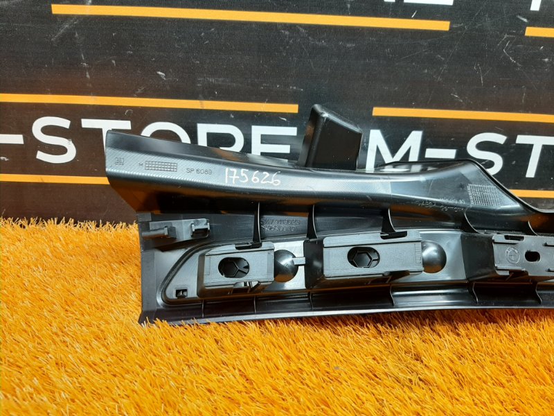 Накладка на порог салона, 670 рублей, Красноярск