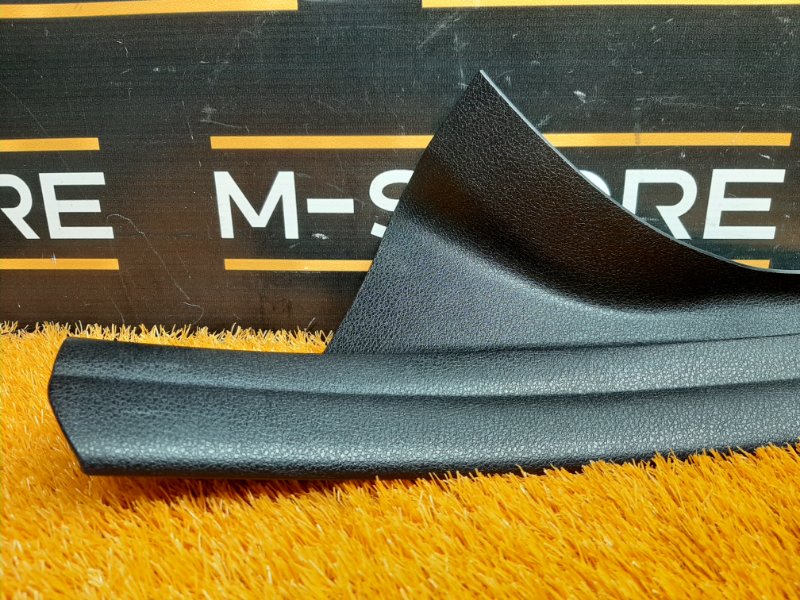 Накладка на порог салона, 350 рублей, Красноярск