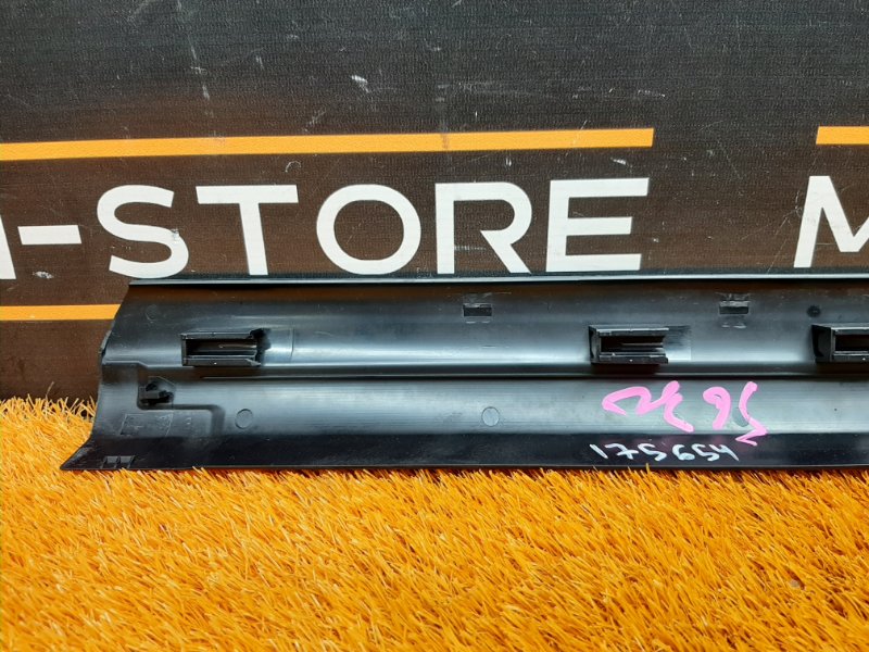 Накладка на порог салона, 350 рублей, Красноярск