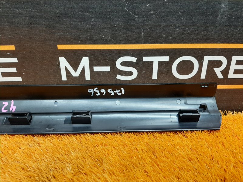 Накладка на порог салона, 350 рублей, Красноярск