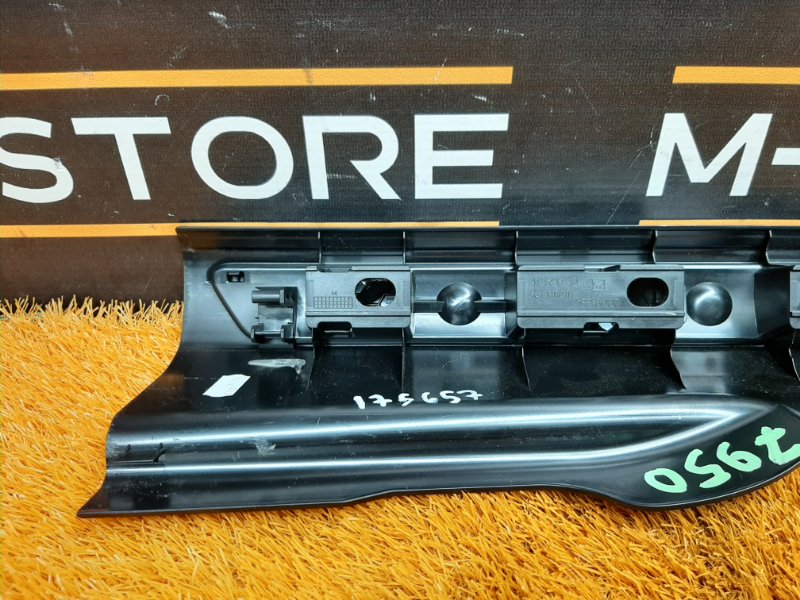 Накладка на порог салона, 670 рублей, Красноярск