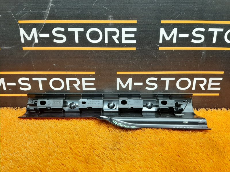 Накладка на порог салона, 540 рублей, Красноярск