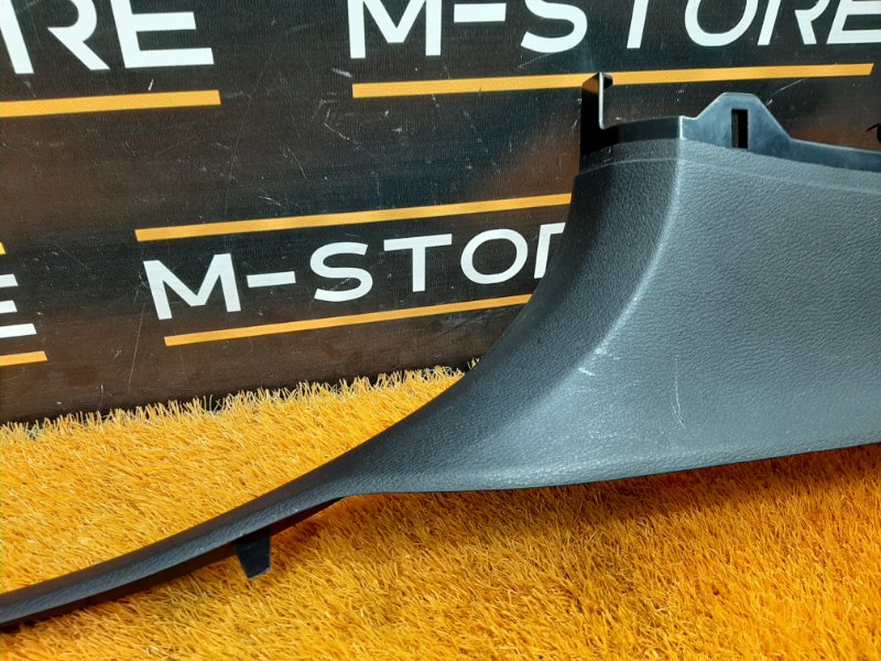 Накладка на порог салона, 200 рублей, Красноярск