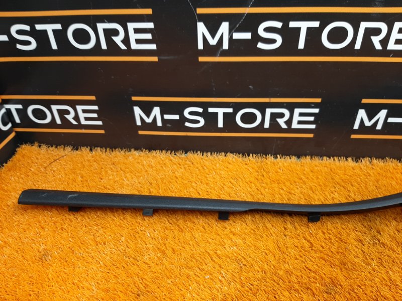 Накладка на порог салона, 200 рублей, Красноярск