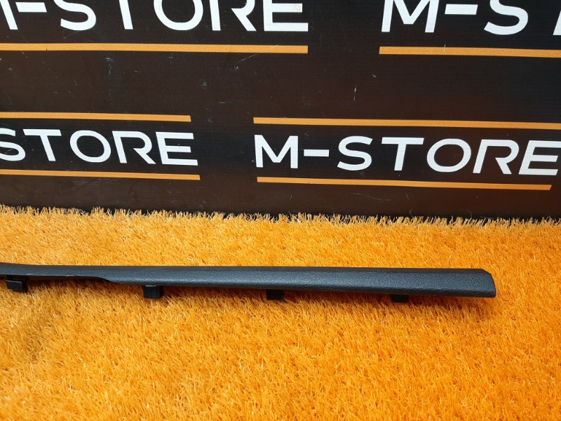 Накладка на порог салона, 270 рублей, Красноярск