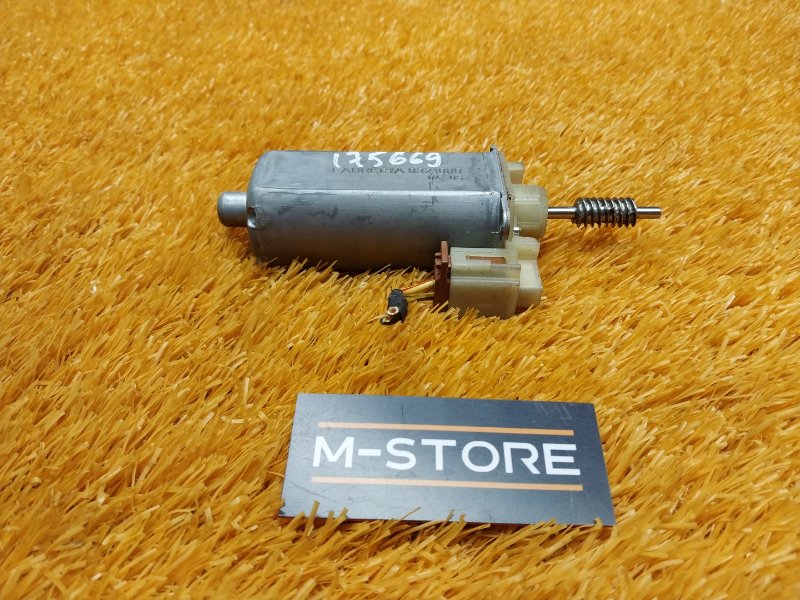 мотор регулировки сидений, 630 рублей, Красноярск