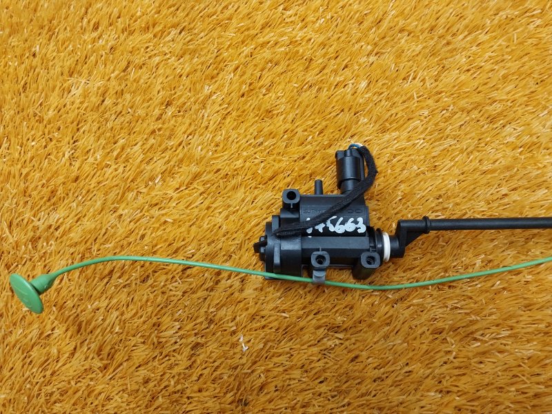 Замок лючка бензобака, 440 рублей, Красноярск