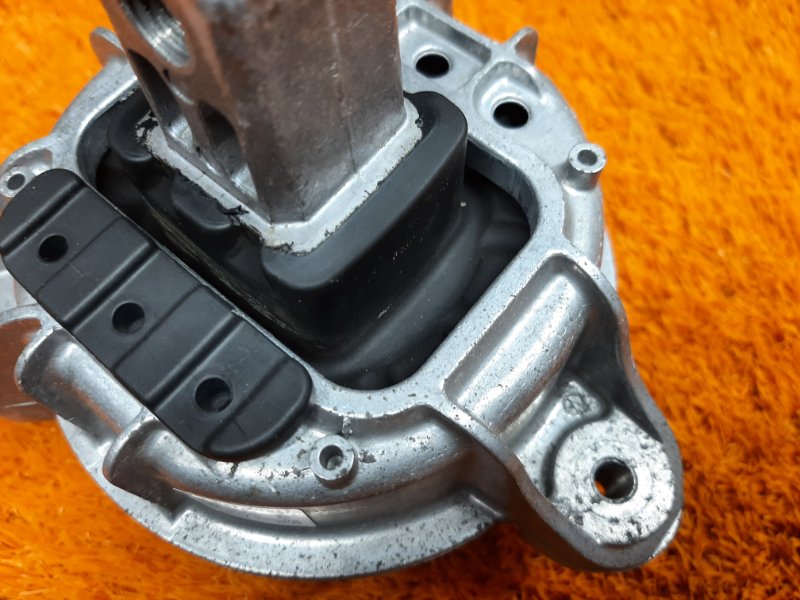 подушка двигателя, 2080 рублей, Красноярск