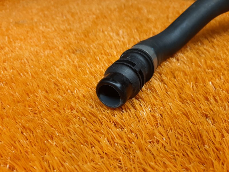 Патрубок системы охлаждения, 300 рублей, Красноярск