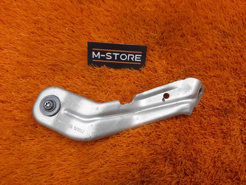 кронштейн, 300 рублей, Красноярск