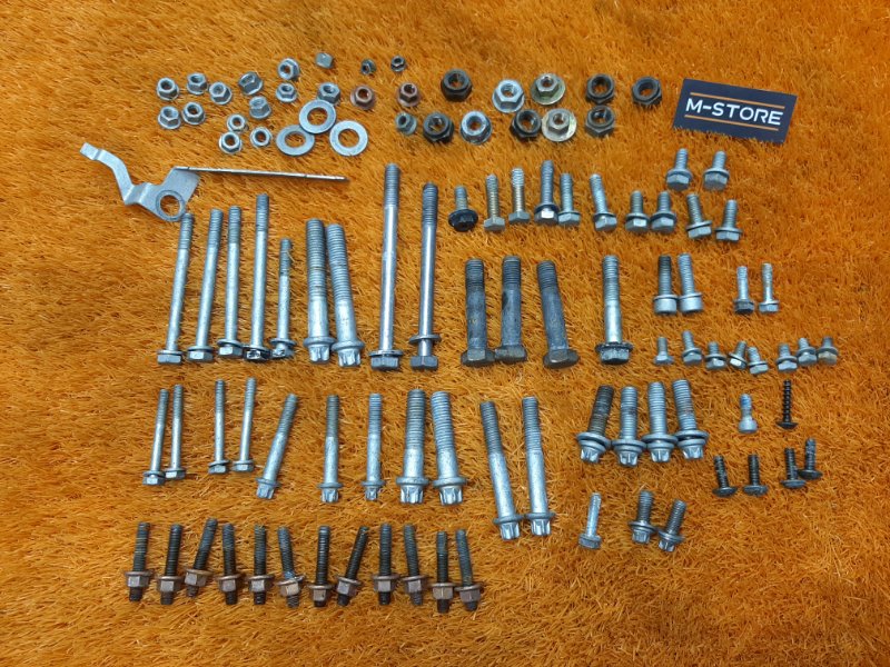 Болты и гайки ДВС, 870 рублей, Красноярск