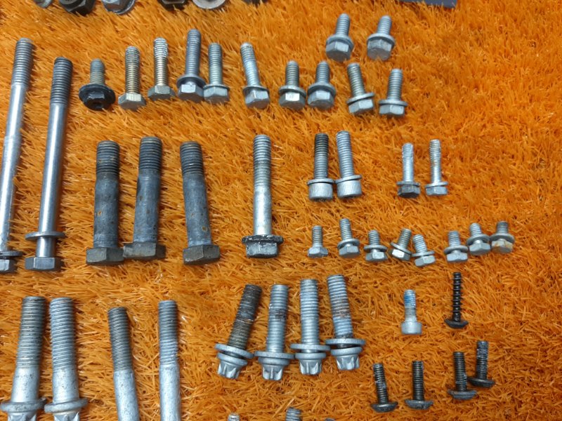 Болты и гайки ДВС, 870 рублей, Красноярск