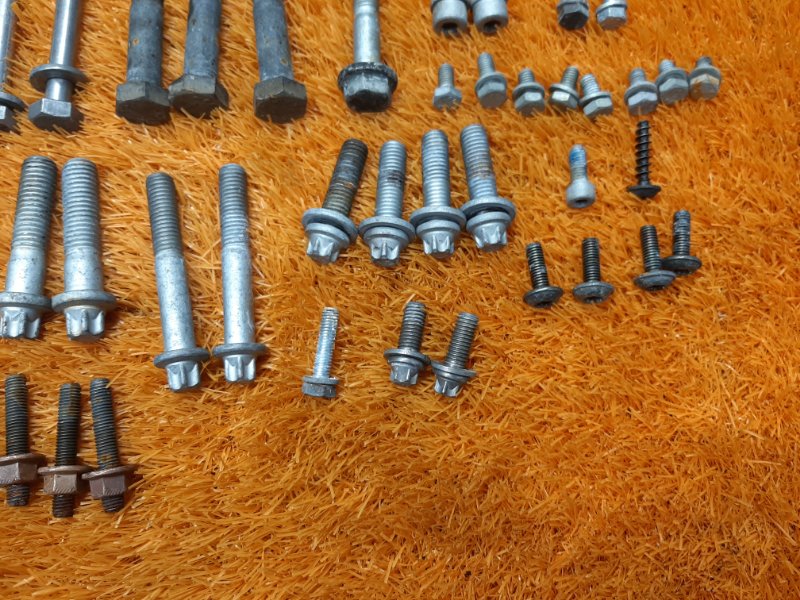 Болты и гайки ДВС, 870 рублей, Красноярск