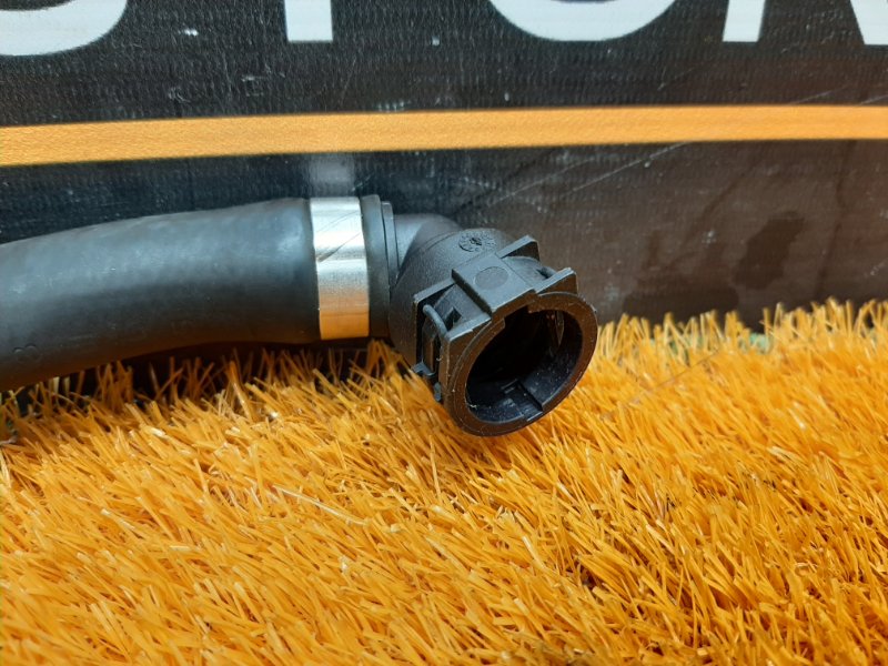 Патрубок системы охлаждения, 1000 рублей, Красноярск