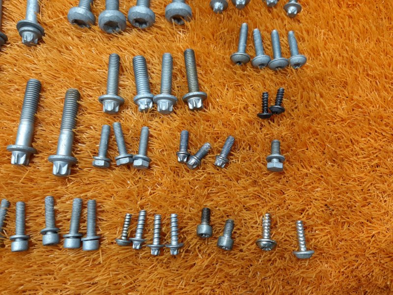 Болты и гайки ДВС, 750 рублей, Красноярск