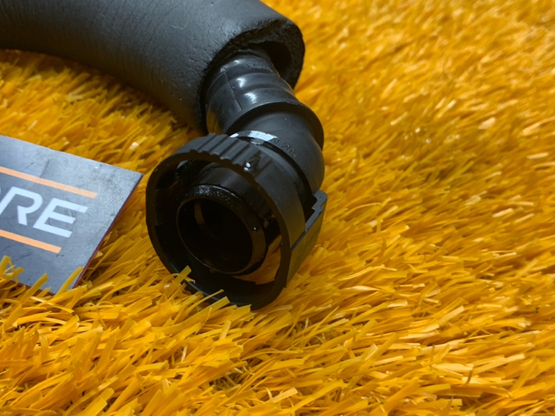 Патрубок картерных газов, 500 рублей, Красноярск