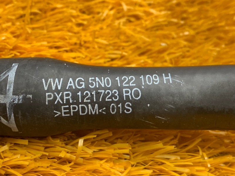 Патрубок системы охлаждения, 250 рублей, Красноярск