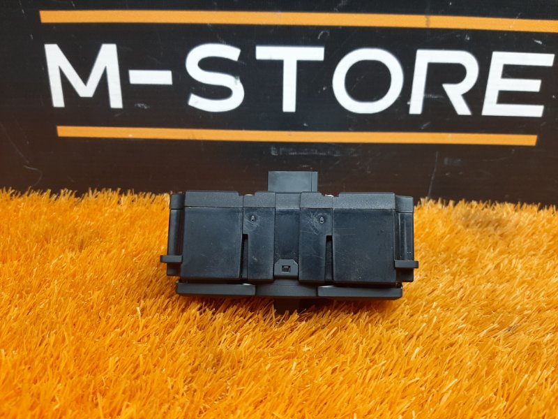 Переключатель света фар, 1000 рублей, Красноярск