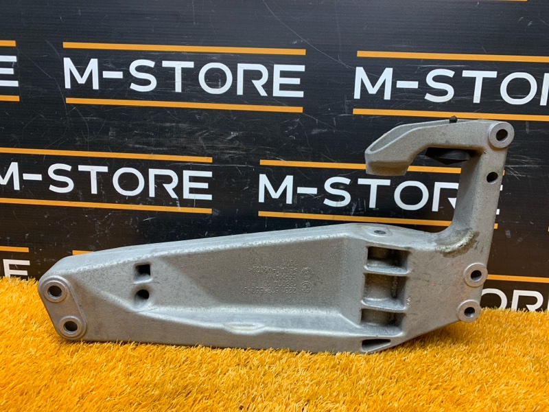 Кронштейн КПП, 500 рублей, Красноярск