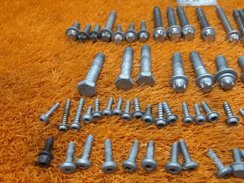 Болты и гайки ДВС, 750 рублей, Красноярск