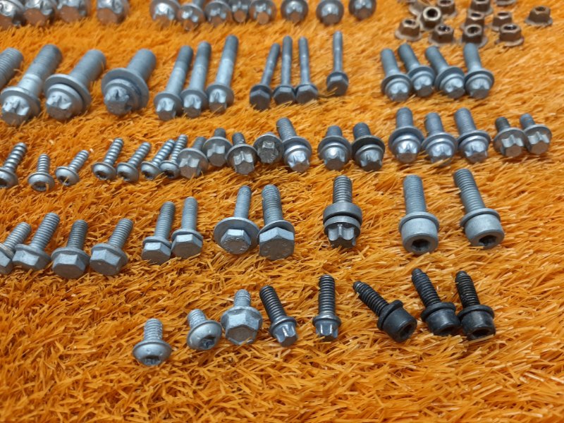 Болты и гайки ДВС, 750 рублей, Красноярск