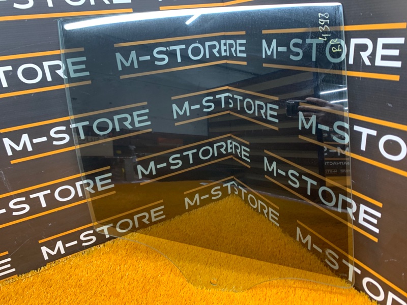 Стекло боковое, 1290 рублей, Красноярск