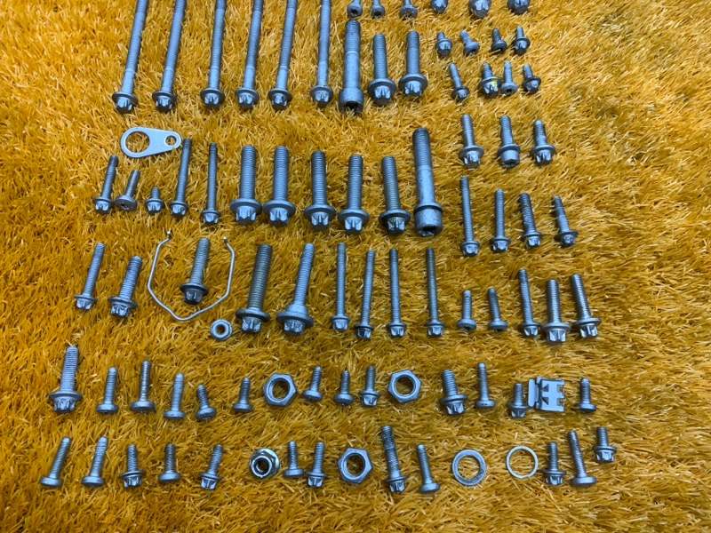 Болты и гайки ДВС, 810 рублей, Красноярск