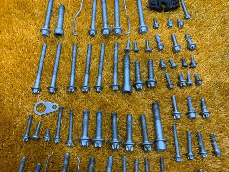 Болты и гайки ДВС, 810 рублей, Красноярск