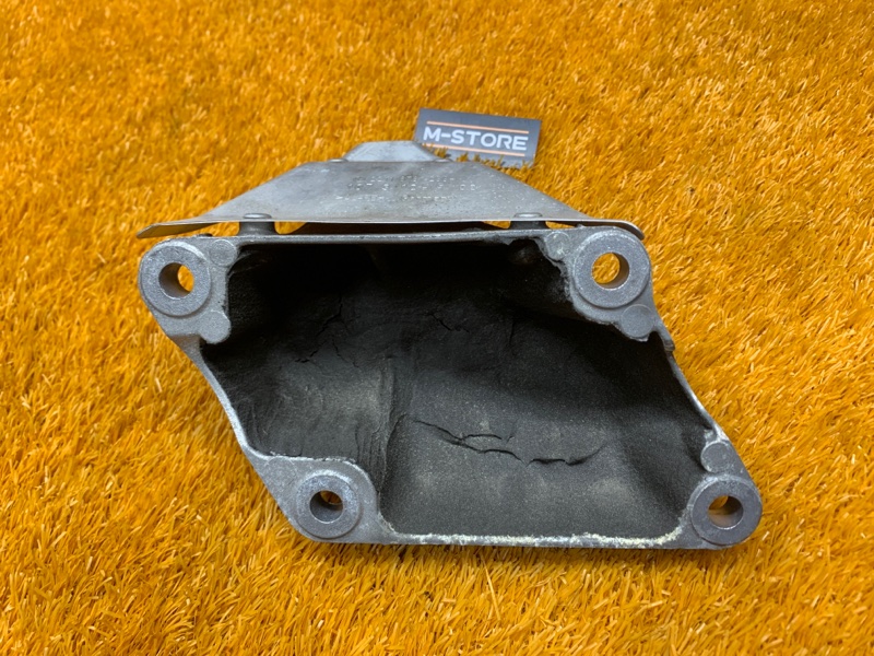 Кронштейн подушки двигателя, 1220 рублей, Красноярск