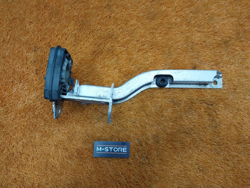 Кронштейн радиатора, 1410 рублей, Красноярск