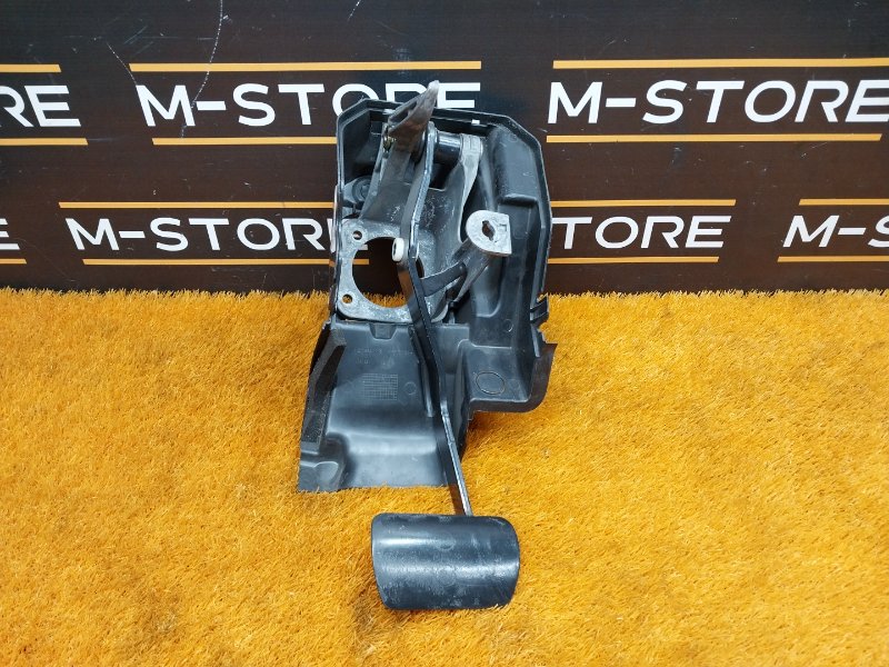 педаль тормоза, 350 рублей, Красноярск