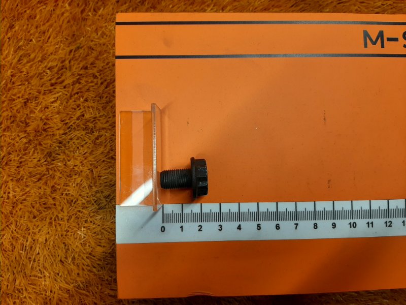 болт гидротрансформатора, 300 рублей, Красноярск