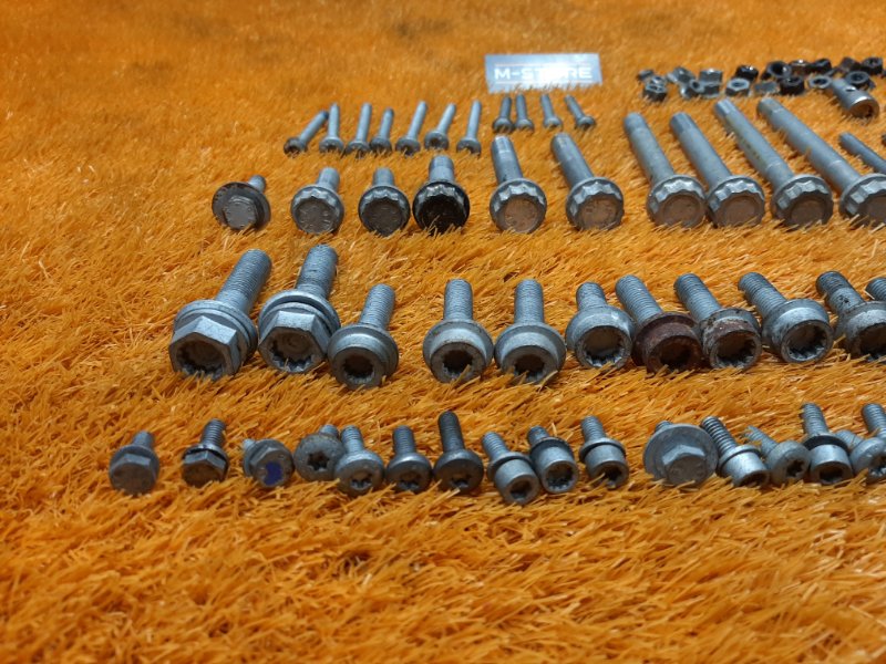 Болты и гайки ДВС, 810 рублей, Красноярск