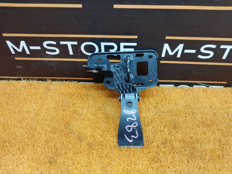 замок капота, 500 рублей, Красноярск