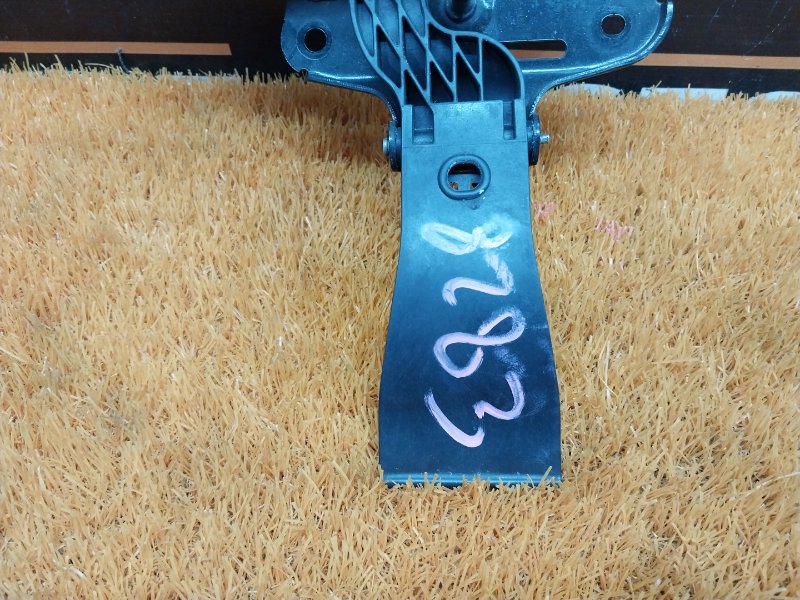 замок капота, 500 рублей, Красноярск