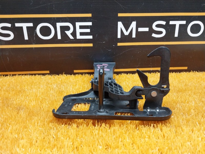 замок капота, 500 рублей, Красноярск