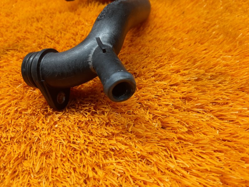 Патрубок системы охлаждения, 500 рублей, Красноярск