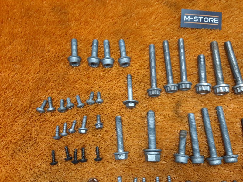 Болты и гайки ДВС, 810 рублей, Красноярск