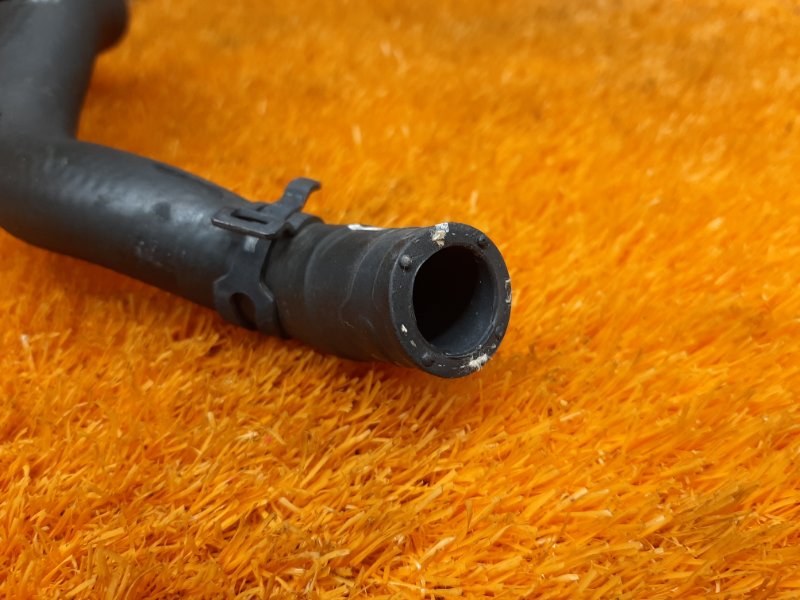 Патрубок системы охлаждения, 1000 рублей, Красноярск