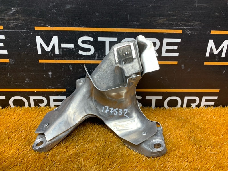 Кронштейн подушки двигателя, 1100 рублей, Красноярск