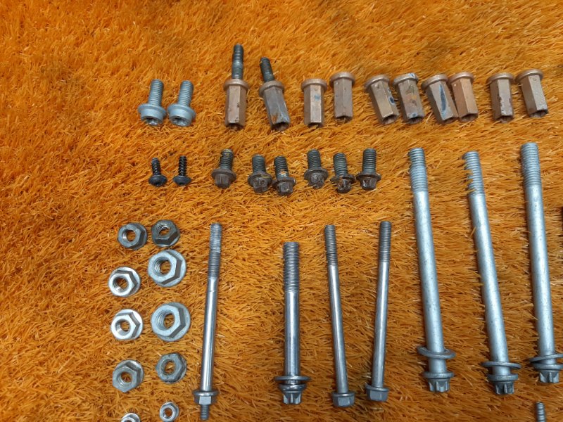 Болты и гайки ДВС, 630 рублей, Красноярск