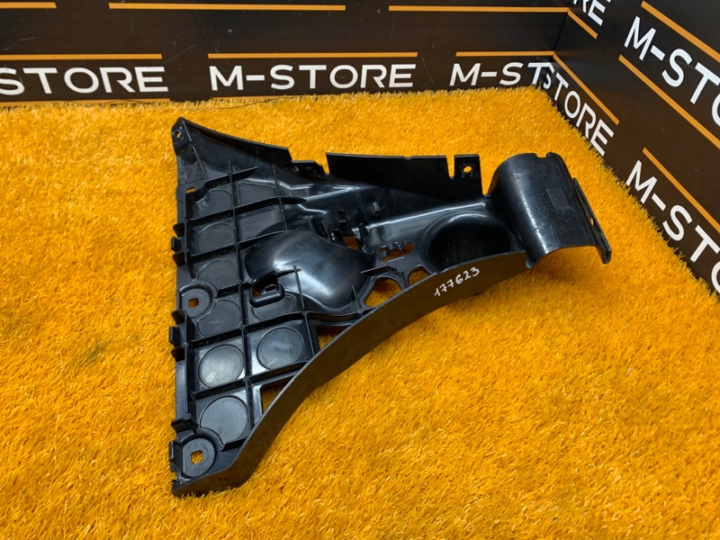 крепление бампера, 400 рублей, Красноярск