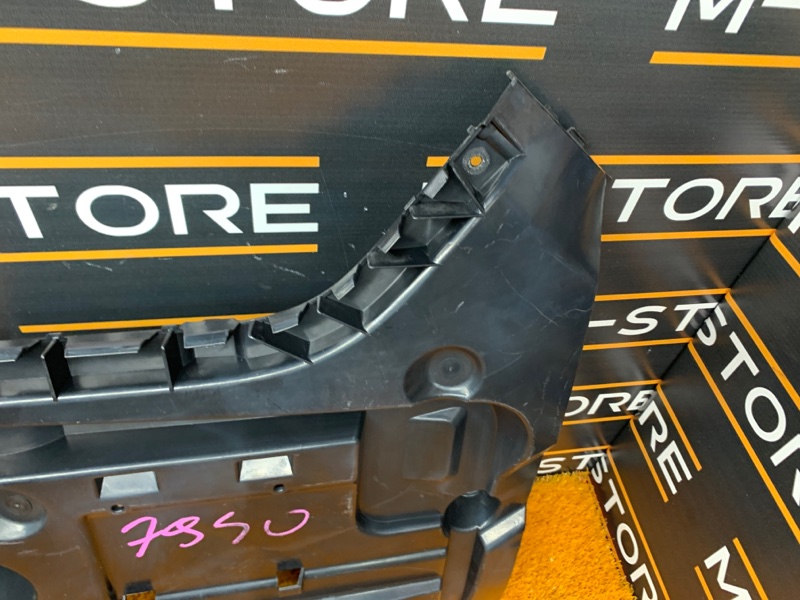 крепление бампера, 900 рублей, Красноярск