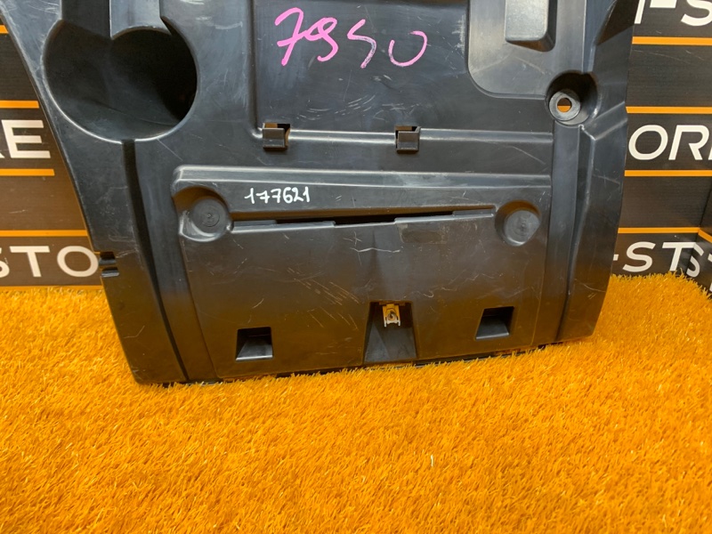 крепление бампера, 900 рублей, Красноярск