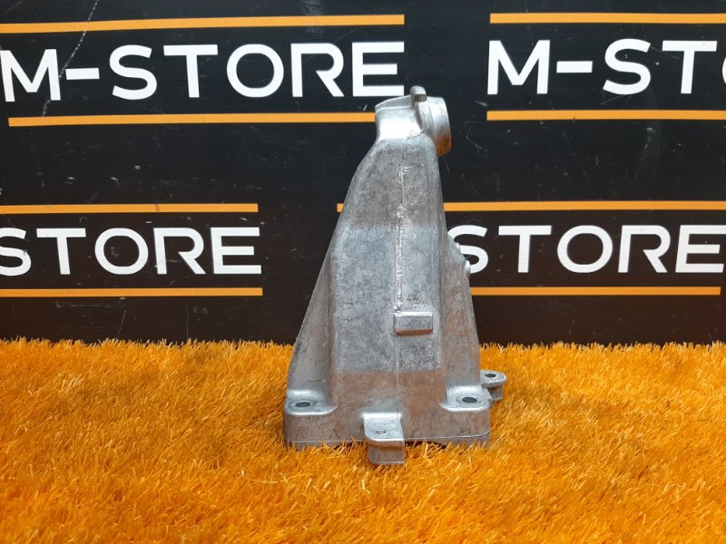 Кронштейн подушки двигателя, 1820 рублей, Красноярск