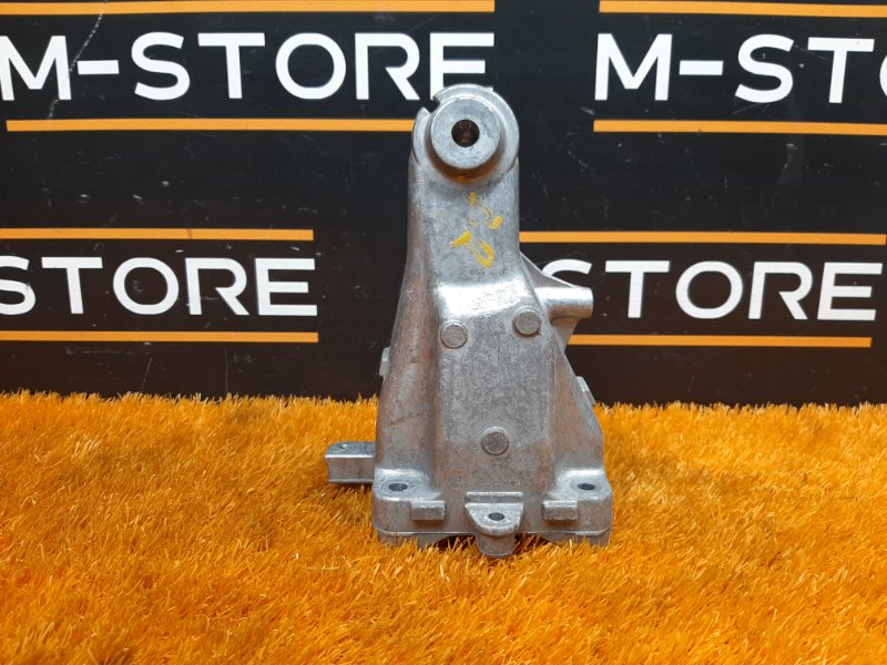 Кронштейн подушки двигателя, 1820 рублей, Красноярск