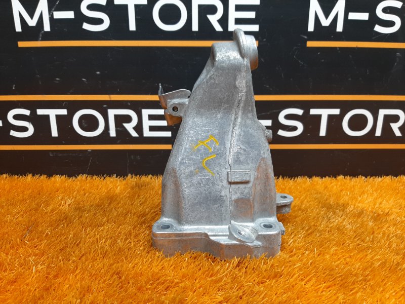 Кронштейн подушки двигателя, 1820 рублей, Красноярск